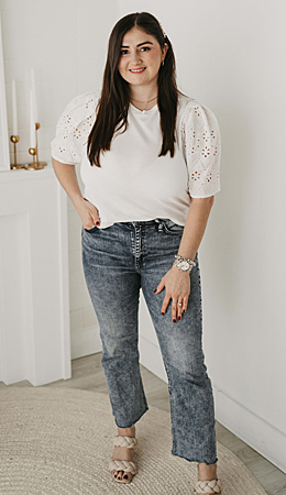 Allie McInnes, Sales Representative